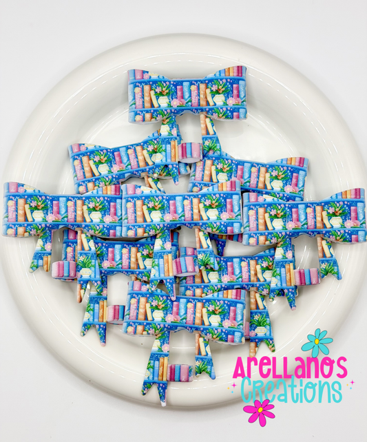 #318 Vintage Book Shelf Large Bow Straw Topper