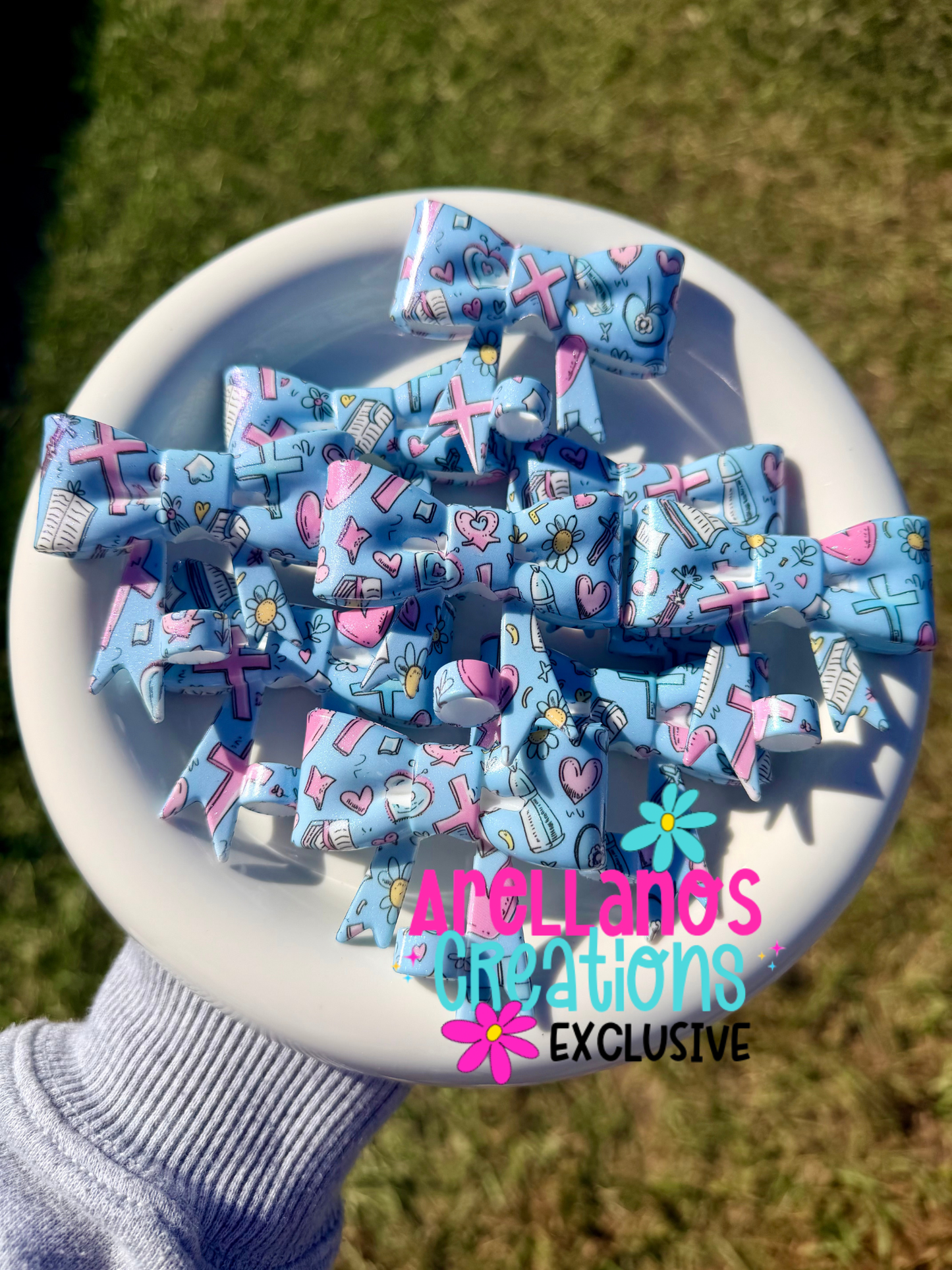 #165 blue faith shiny large bow straw topper EXCLUSIVE