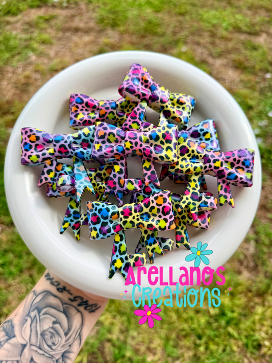 #126 colorful rainbow cheetah large shiny bow straw topper