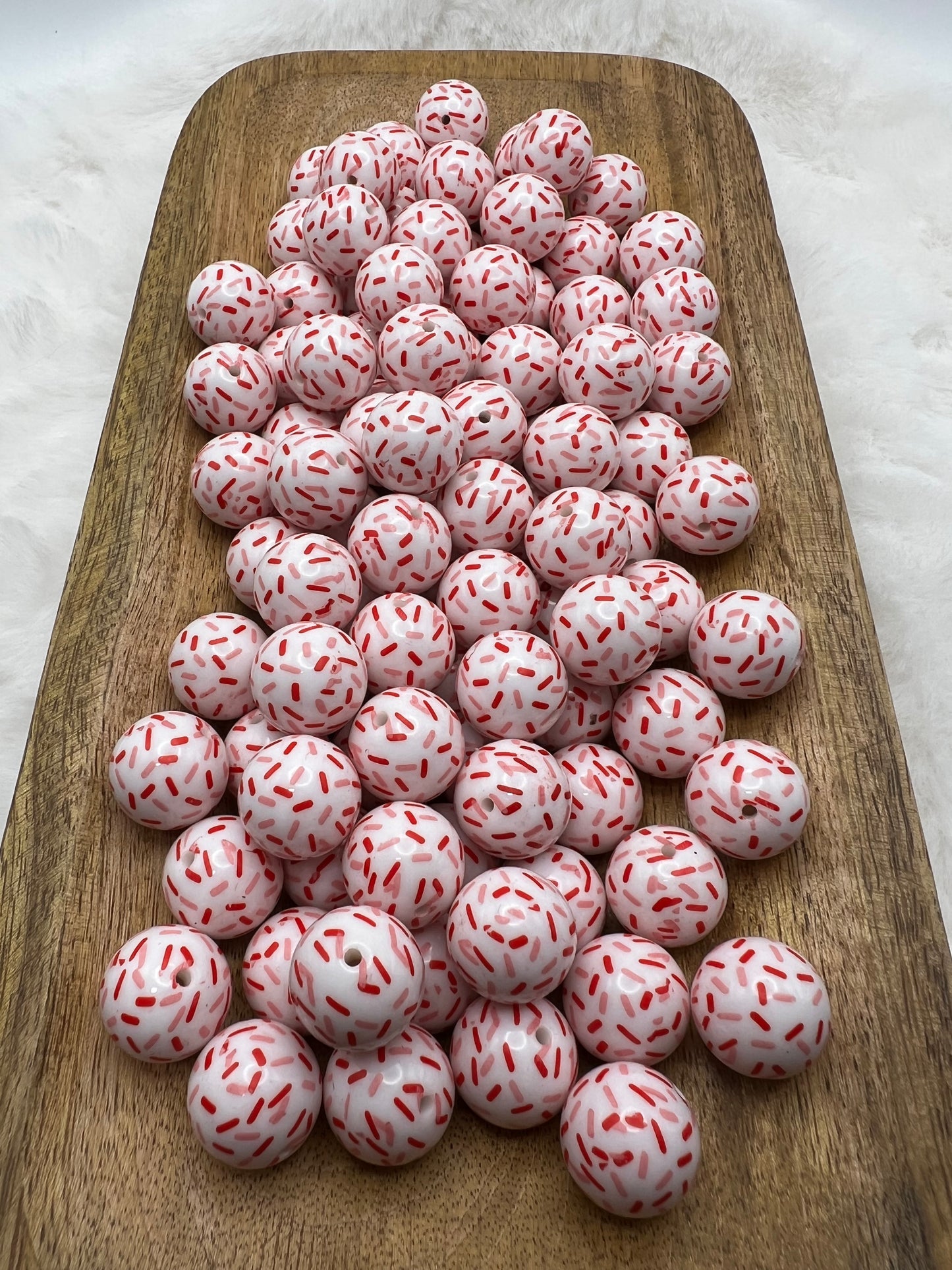 Red & pink confetti 20mm bubblegum beads