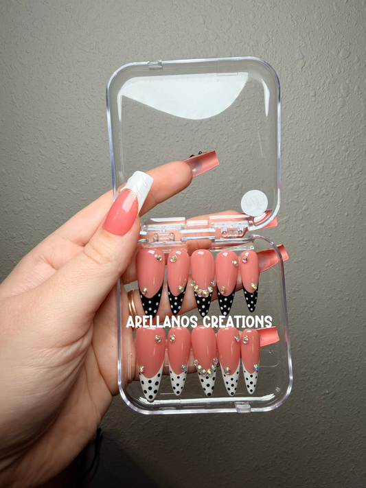 Black & white polka dot stiletto nails - medium size