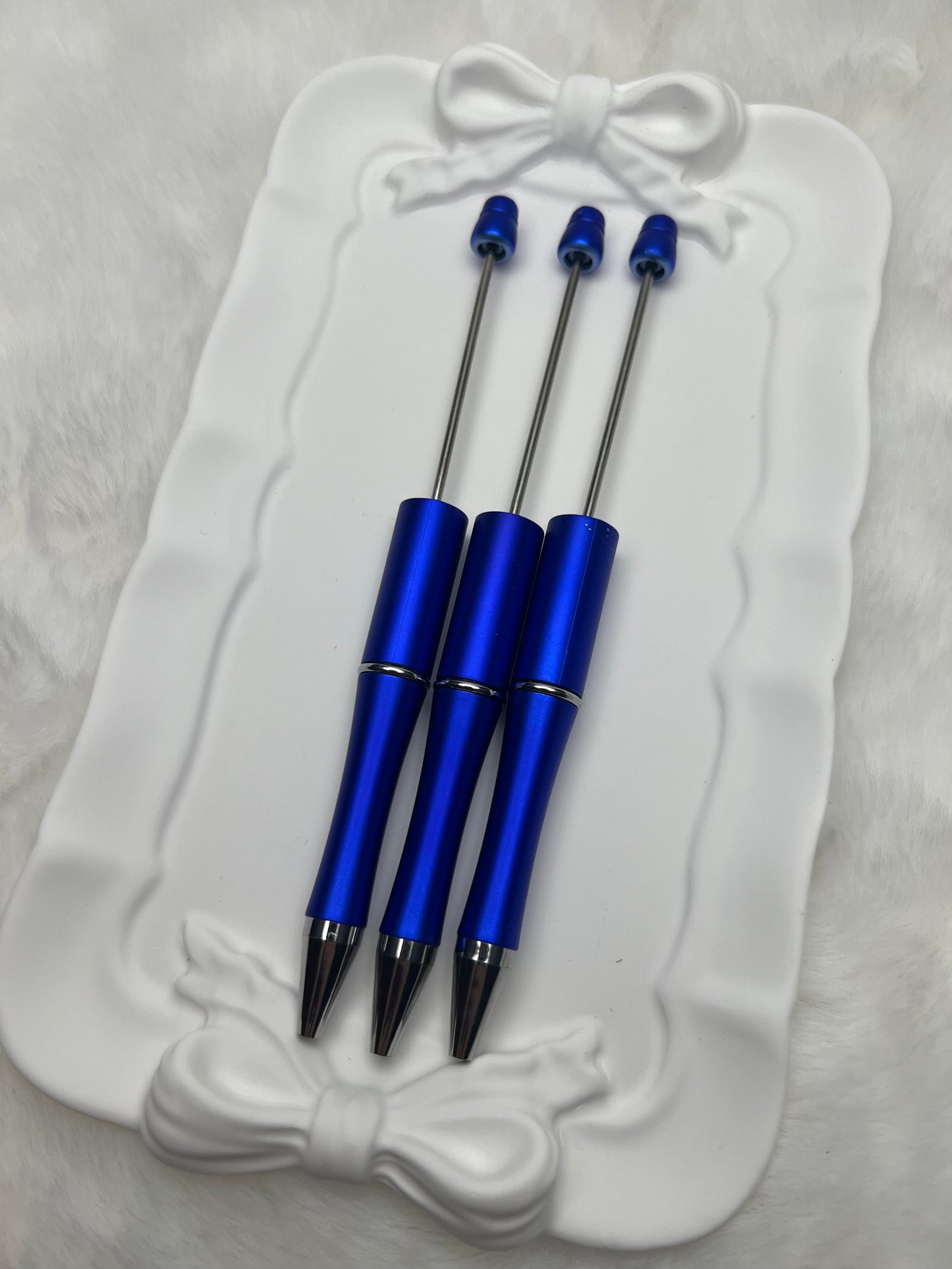 Royal blue beadable plastic pen