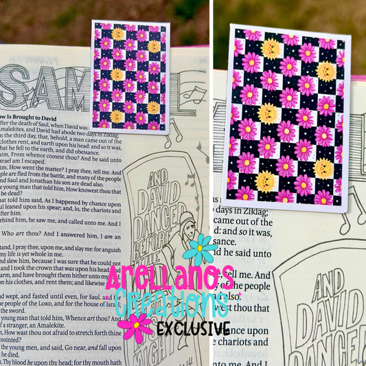 Sunshine Daisy Checkered Magnetic Bookmark EXCLUSIVE (1ct)