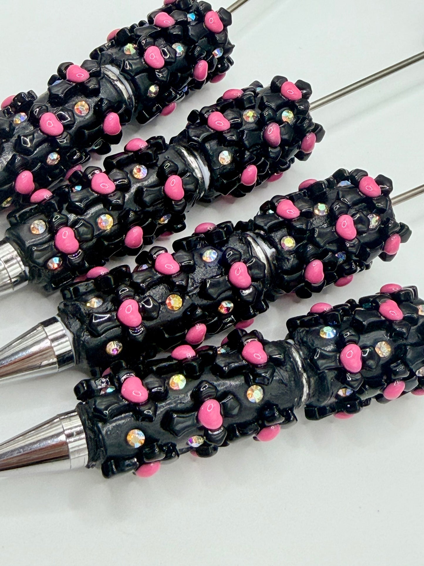 Pink & black cross fancy clay beadable pen (1ct)