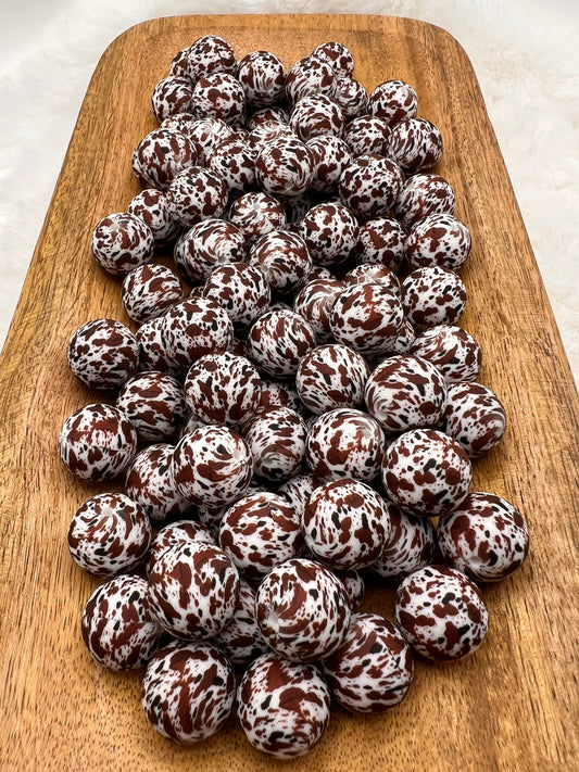 19mm brown splatter cow print silicone beads