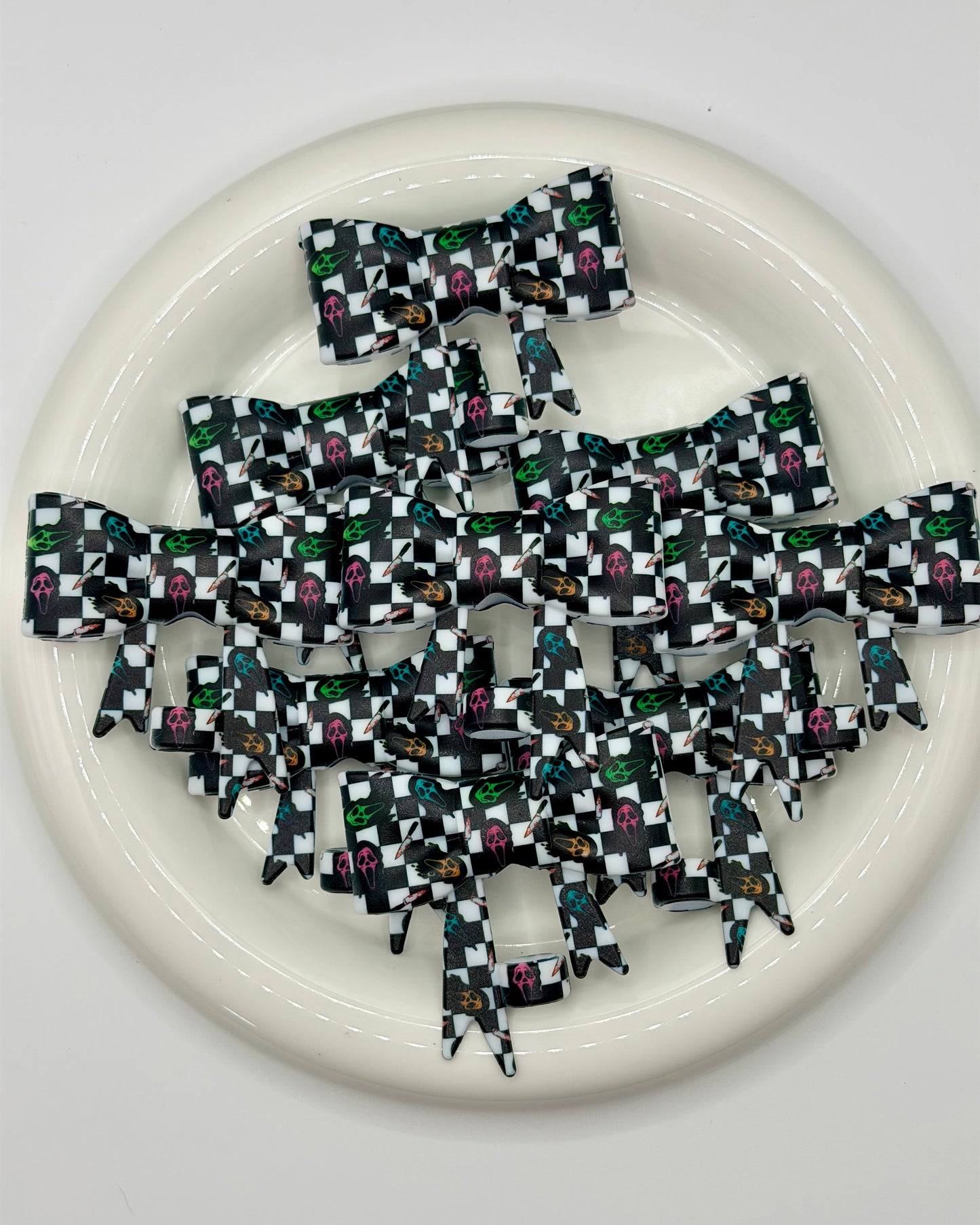 #362 Colorful Checkered Ghostface Large Bow Straw Topper (1ct)