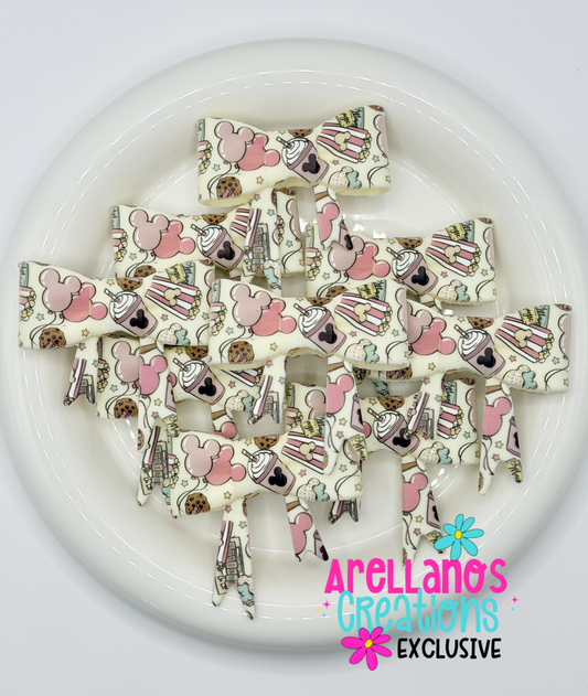 #224 Inspired Mouse Treats Large Bow EXCLUSIVE Focal