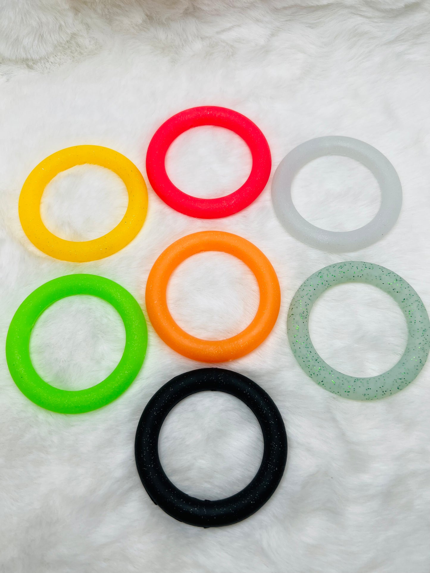 65mm glitter silicone rings (7 colors)