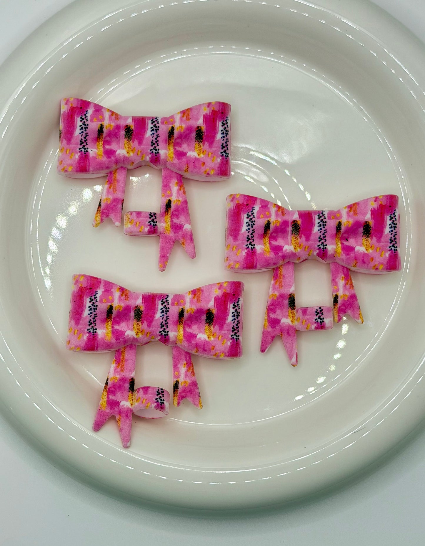 #236 hot pink water bush large bow straw topper (1ct)