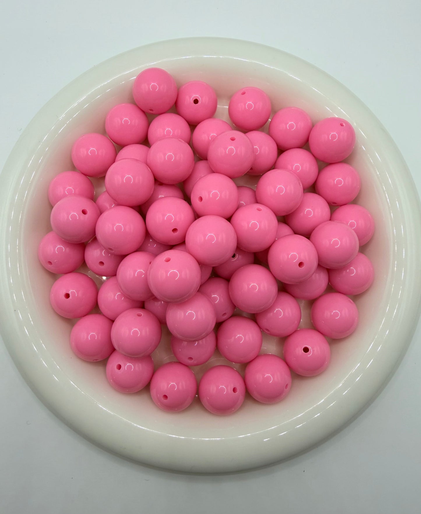 BS-110 Baby pink 20mm solid bubblegum beads