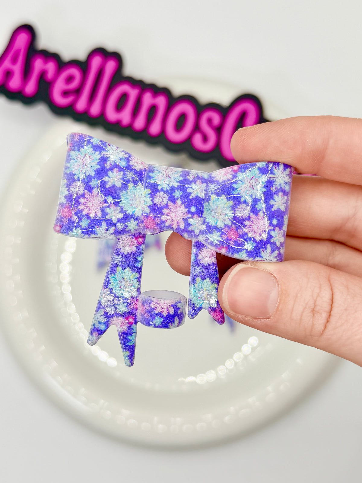 #114 snowflake bliss shiny large bow straw topper (1ct)